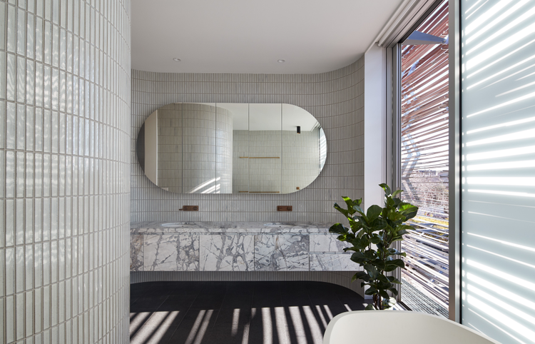 Compound House Brighton photo 4
